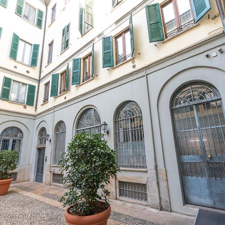 Luxury Apartment Near Duomo Italia 38 Mailand Exterior foto