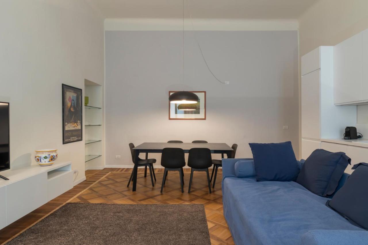 Luxury Apartment Near Duomo Italia 38 Mailand Exterior foto