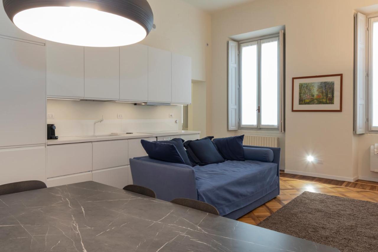 Luxury Apartment Near Duomo Italia 38 Mailand Exterior foto