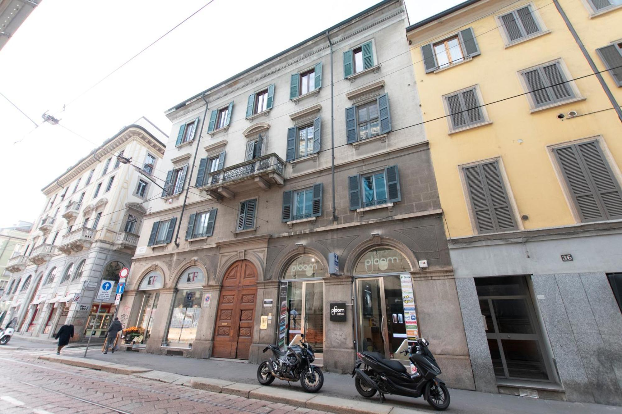 Luxury Apartment Near Duomo Italia 38 Mailand Exterior foto